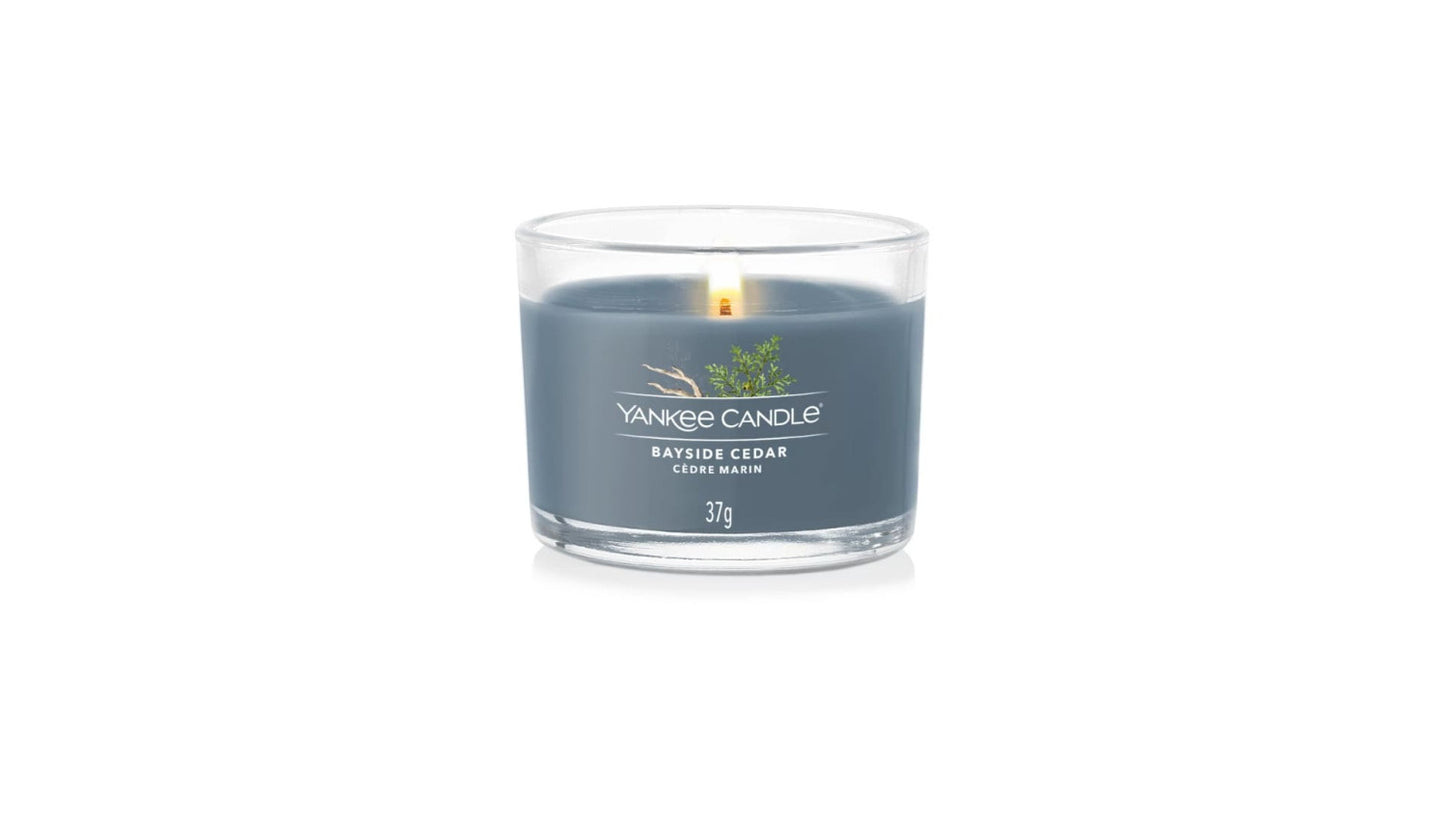 Yankee Candle - Candela votiva in vetro Bayside Cedar